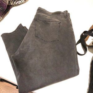 black Madewell mom jean size 35